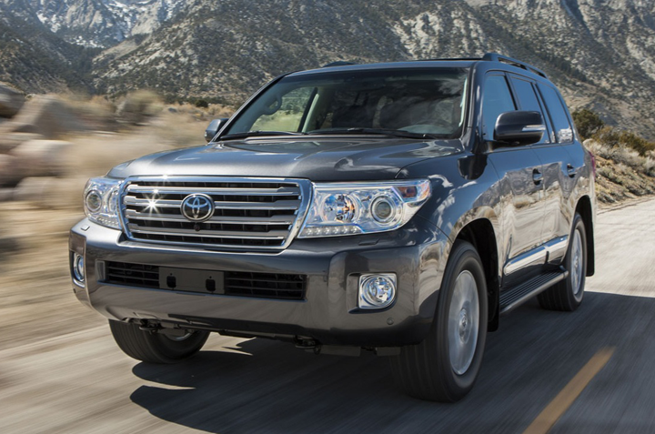 Cho thuê xe Land Cruiser 7 chỗ đi Sa Đéc